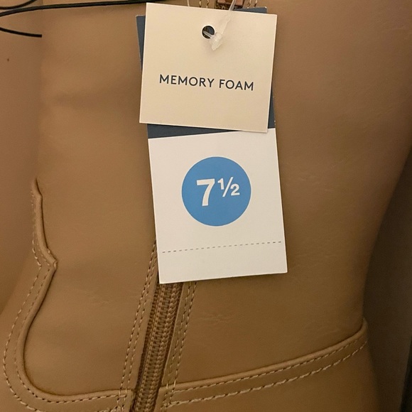 Universal Thread Boots - Picture 3 of 6